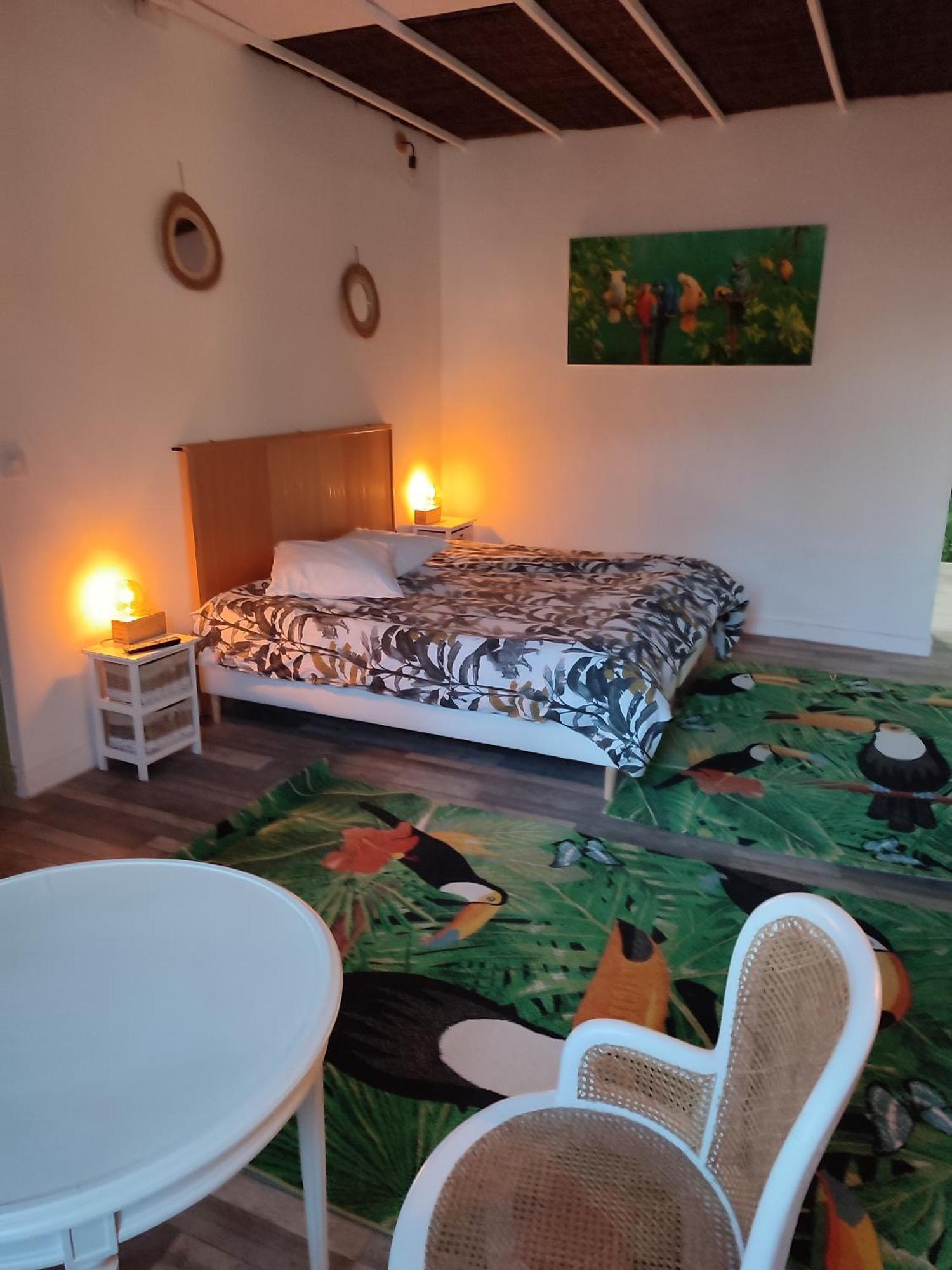 Le Mas Rocamour Bed and Breakfast Roquemaure  Esterno foto